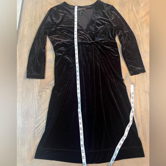 BCBGMAXAZRIA Womens Black
Velvet Twist Wrap Waist, Sz Medium - Picture 4 of 10